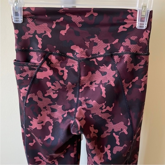 Sweaty Betty London super sculpt soft leggings, size XS - Picture 6 of 8